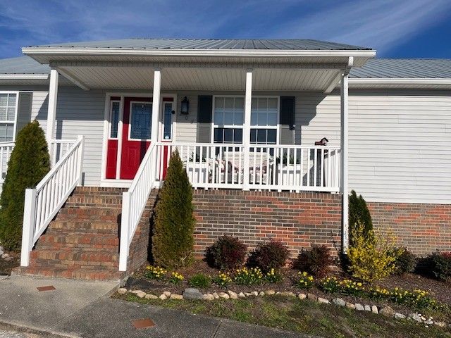 202 Allendale Blvd, Mcminnville, TN 37110