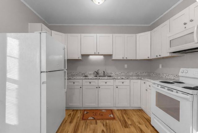 202 Allendale Blvd, Mcminnville, TN 37110