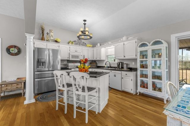 202 Allendale Blvd, Mcminnville, TN 37110