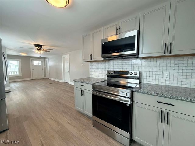 911 Merrick Avenue, Zanesville, OH 43701