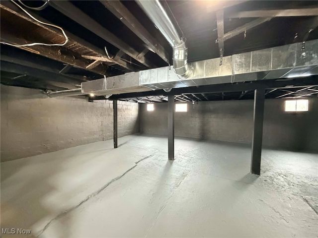 911 Merrick Avenue, Zanesville, OH 43701