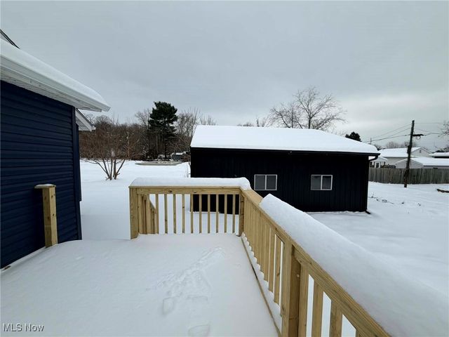 911 Merrick Avenue, Zanesville, OH 43701