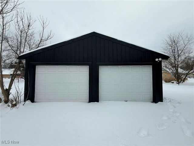 911 Merrick Avenue, Zanesville, OH 43701