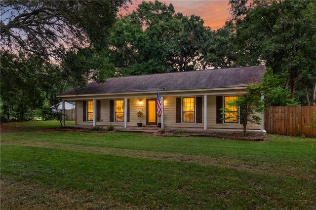 8695 Rosalene Street W, Grand Bay, AL 36541
