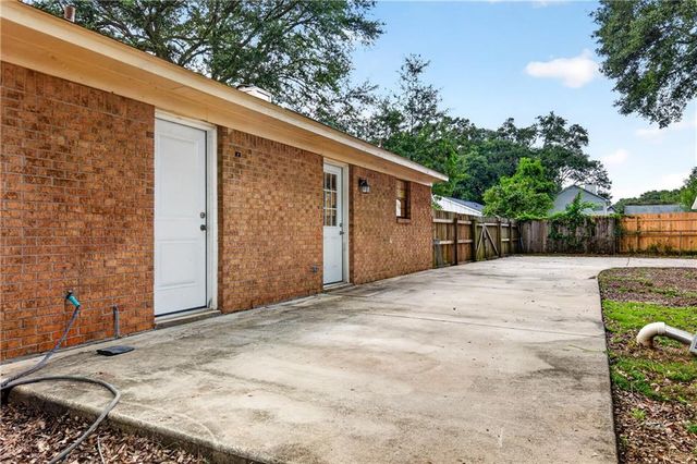8695 Rosalene Street W, Grand Bay, AL 36541