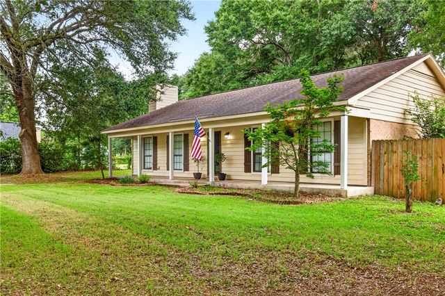 8695 Rosalene Street W, Grand Bay, AL 36541