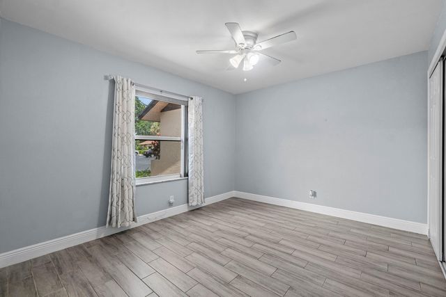 28 VIA DE CASAS NORTE 28, Boynton Beach, FL 33426