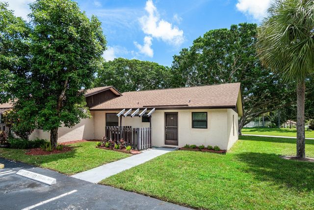 28 VIA DE CASAS NORTE 28, Boynton Beach, FL 33426