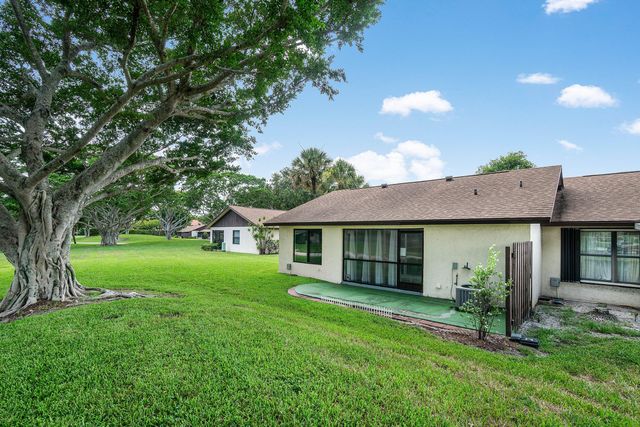 28 VIA DE CASAS NORTE 28, Boynton Beach, FL 33426