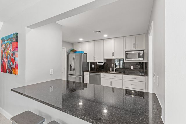 28 VIA DE CASAS NORTE 28, Boynton Beach, FL 33426