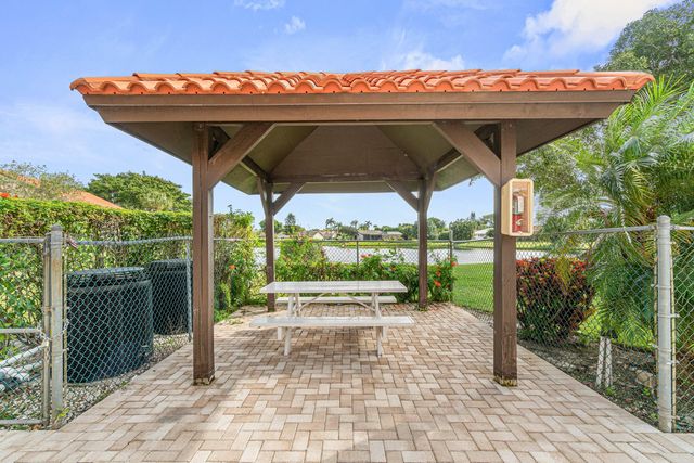 28 VIA DE CASAS NORTE 28, Boynton Beach, FL 33426