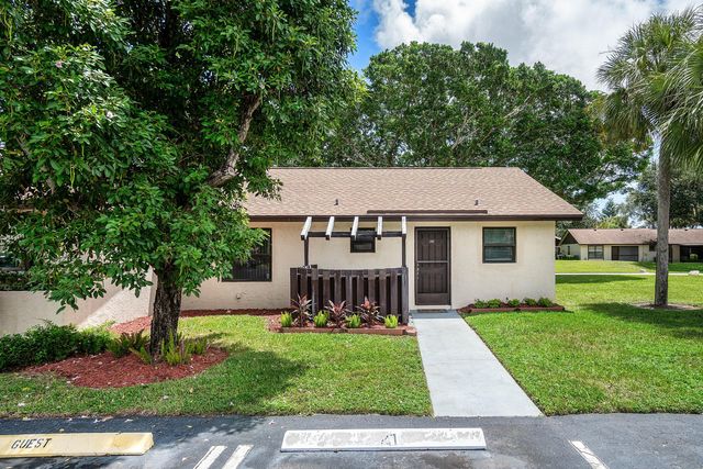 28 VIA DE CASAS NORTE 28, Boynton Beach, FL 33426
