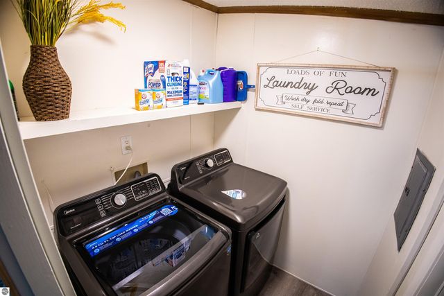 11930 State Road, Cadillac, MI 49601