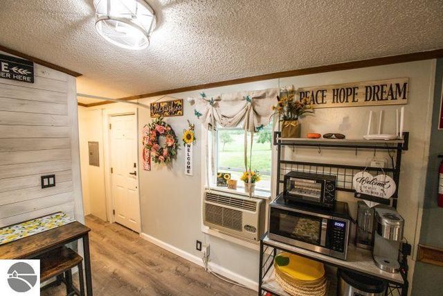 11930 State Road, Cadillac, MI 49601