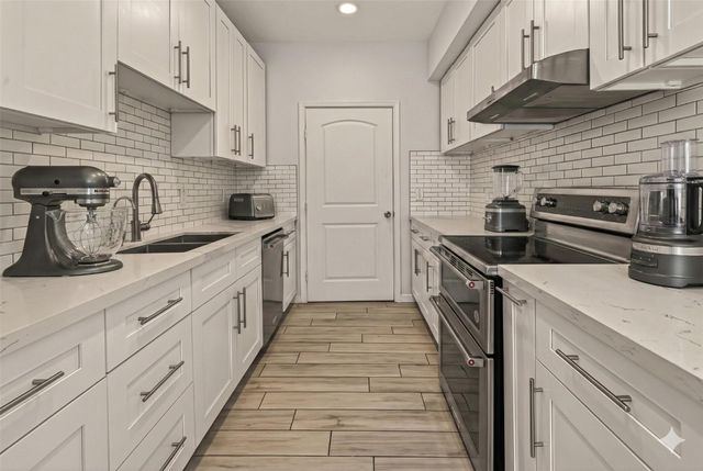 12625 Memorial Drive 94, Houston, TX 77024