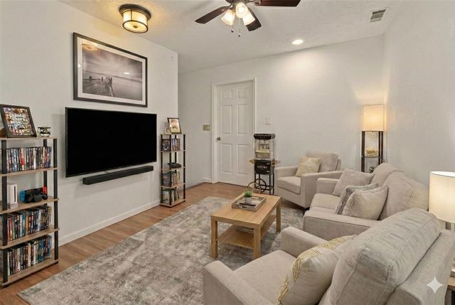 12625 Memorial Drive 94, Houston, TX 77024