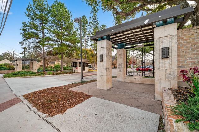 12625 Memorial Drive 94, Houston, TX 77024