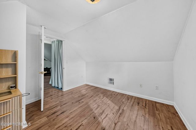 516 Middle Lane, Howell, NJ 07731