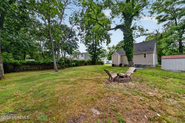 516 Middle Lane, Howell, NJ 07731