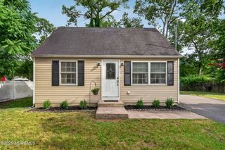 516 Middle Lane, Howell, NJ 07731