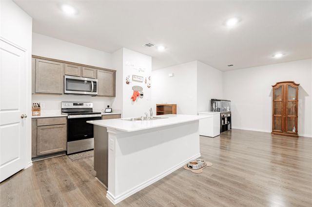 105 Seabiscuit Drive, Caddo Mills, TX 75135