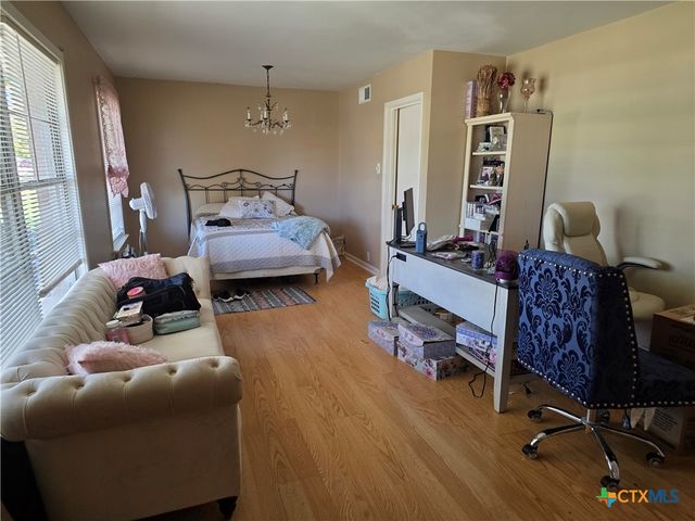 1903 S 13th Street, Temple, TX 76504