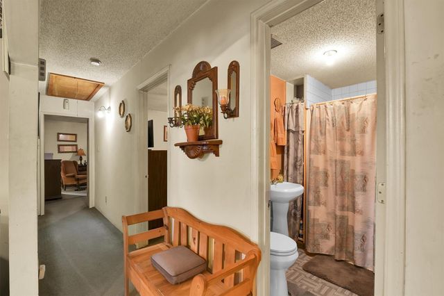 959 Walker Loop, Huntsville, TX 77340