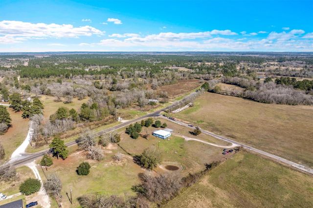 959 Walker Loop, Huntsville, TX 77340