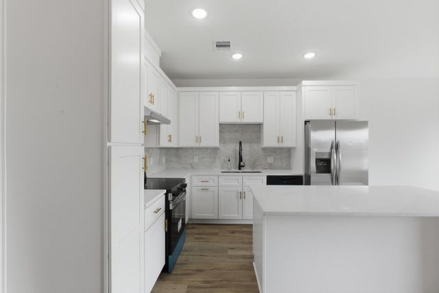 9803 Bucroft, Houston, TX 77029