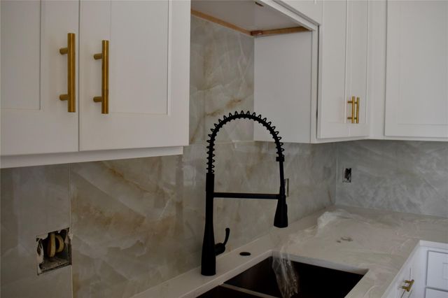 9803 Bucroft, Houston, TX 77029