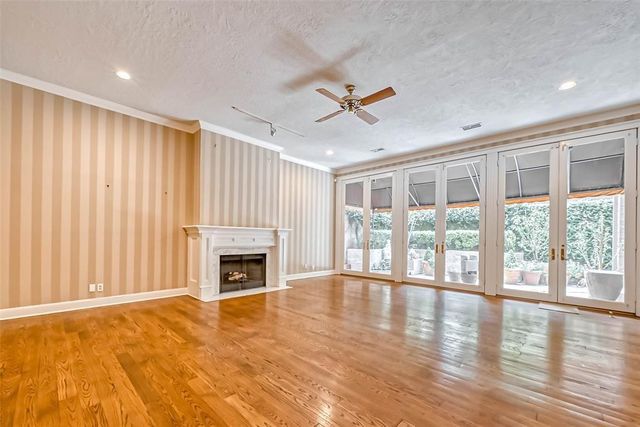1331 Bissonnet St Street, Houston, TX 77005