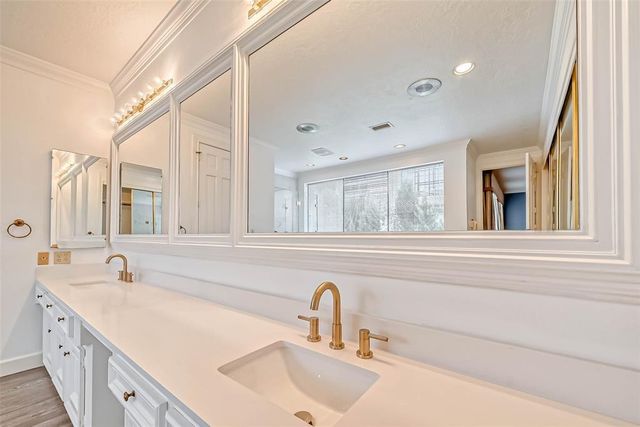 1331 Bissonnet St Street, Houston, TX 77005