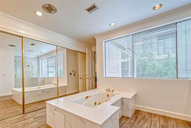 1331 Bissonnet St Street, Houston, TX 77005