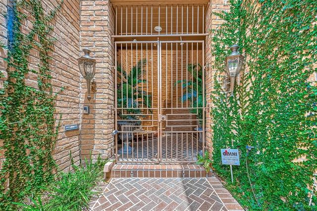 1331 Bissonnet St Street, Houston, TX 77005