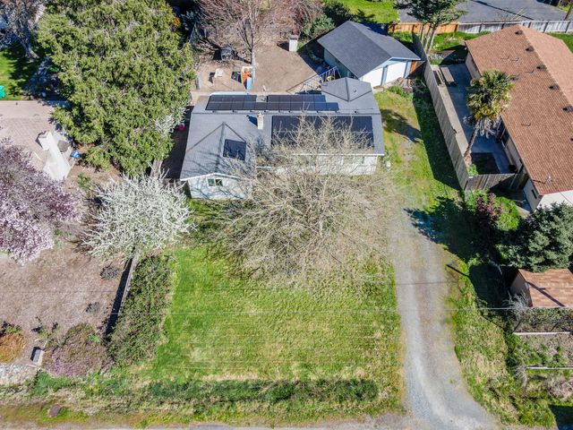 1981 Regina Way, Grants Pass, OR 97527