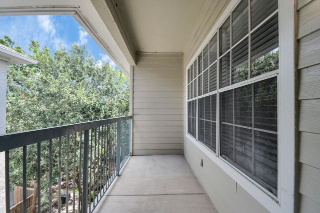 2222 Maroneal Street 0221, Houston, TX 77030
