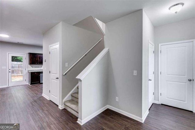 310 Saint Lucas Court, Fairburn, GA 30213