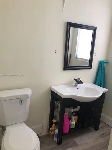 2231 SW 57th Ct, Miami, FL 33155