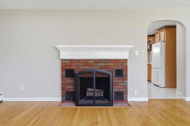 38 Hillside, Webster, MA 01570