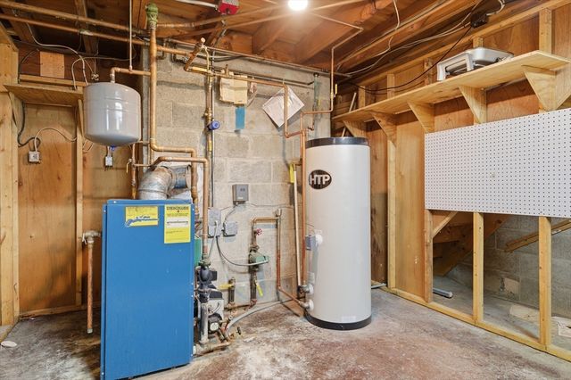 38 Hillside, Webster, MA 01570