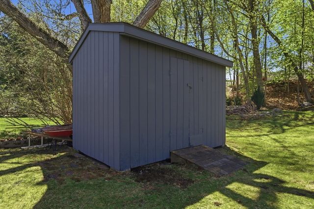 38 Hillside, Webster, MA 01570