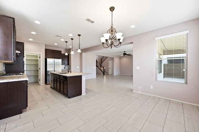 9559 W FALLEN LEAF Lane, Peoria, AZ 85383