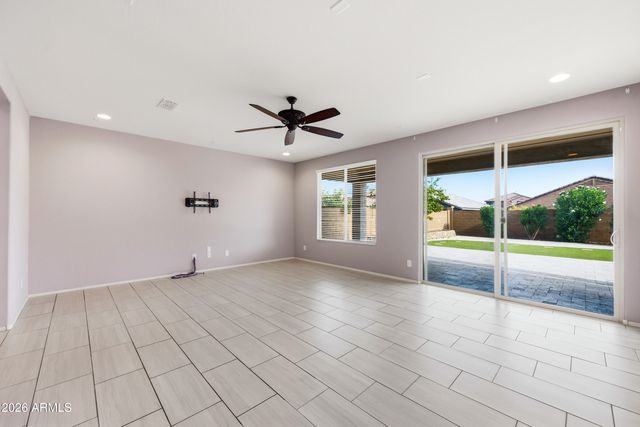 9559 W FALLEN LEAF Lane, Peoria, AZ 85383