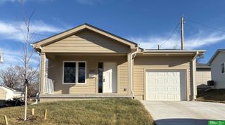 2005 N 40 Street, Omaha, NE 68111