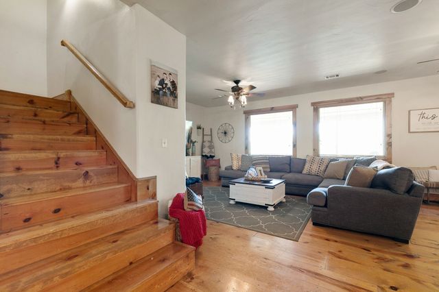132 Southside Drive, Gainesville, TX 76240