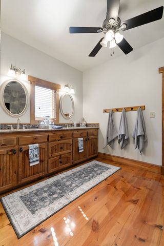 132 Southside Drive, Gainesville, TX 76240