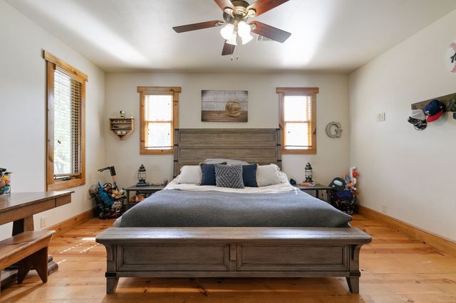 132 Southside Drive, Gainesville, TX 76240