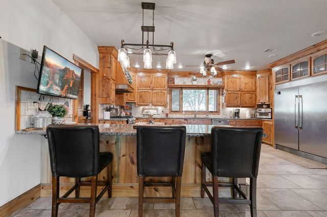 132 Southside Drive, Gainesville, TX 76240