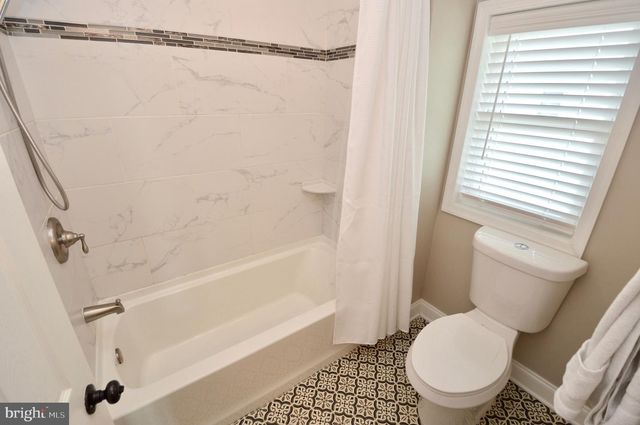 520 4TH AVE, Haddon Heights, NJ 08035