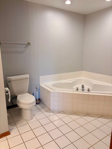 10956 S 76 Avenue H, Palos Hills, IL 60465